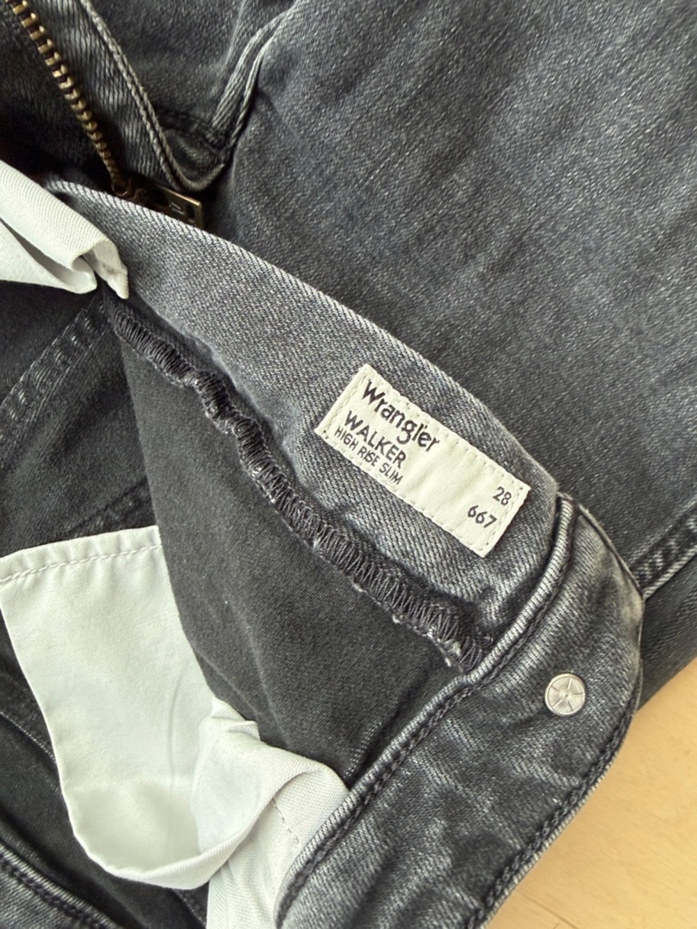 Wrangler - Picture 6 of 6